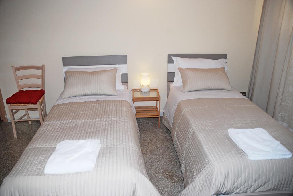 Brezzolina Apartment With Parking 비톤토 외부 사진